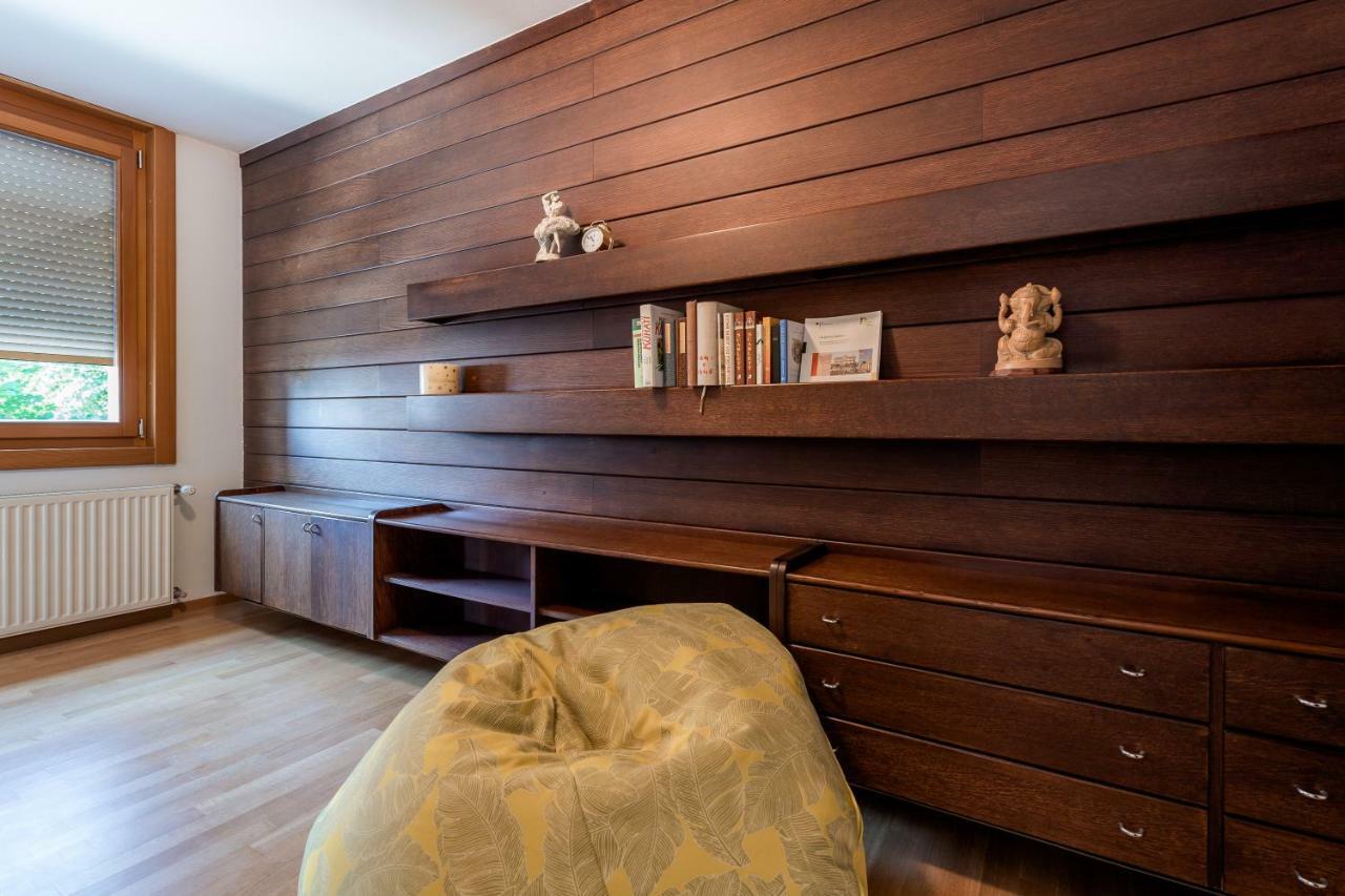 Rozna Dolina Apartment Ljubljana Eksteriør billede